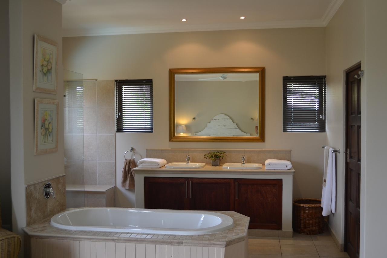 Mahogany House - Solar Powered Villa Ballito Luaran gambar