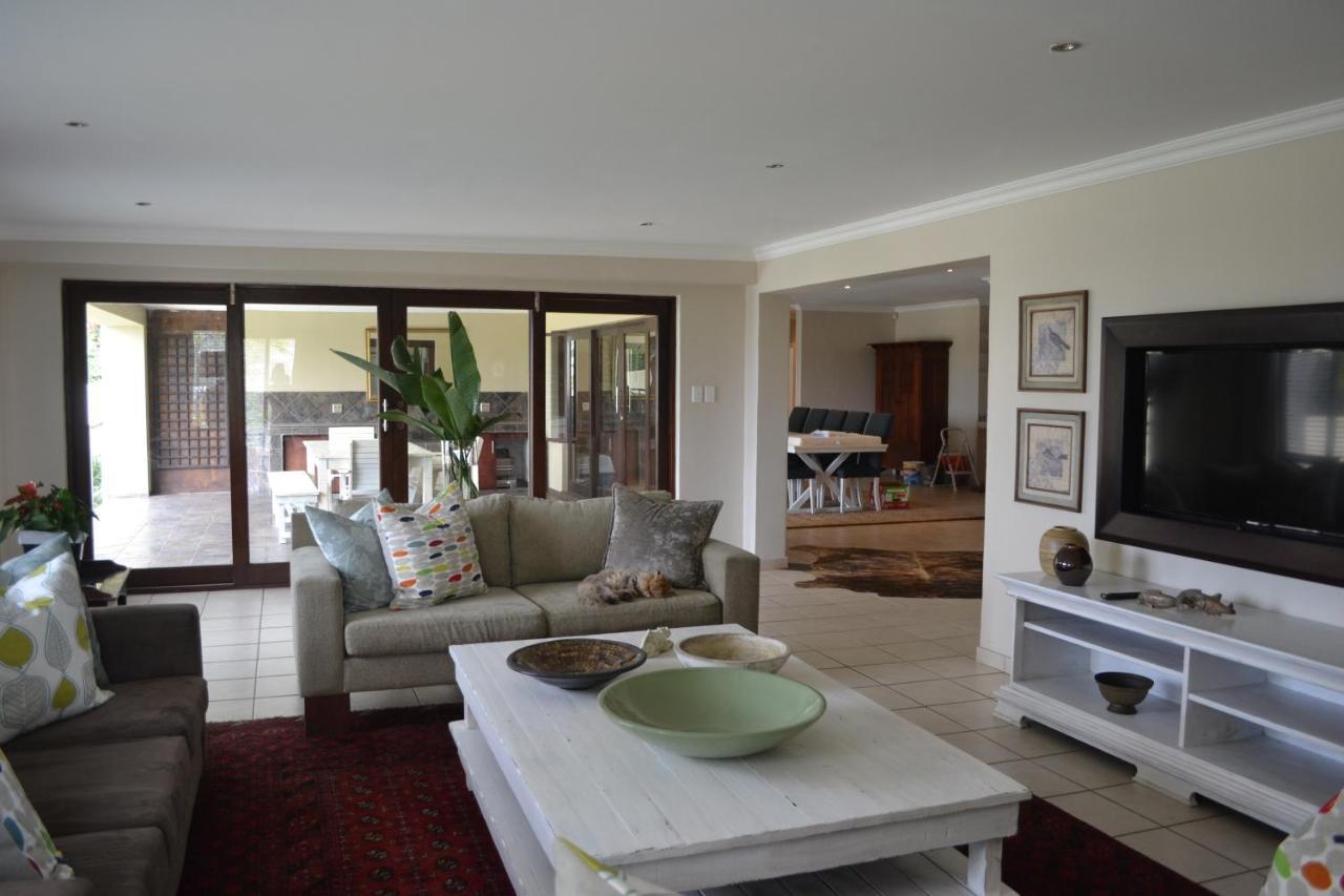 Mahogany House - Solar Powered Villa Ballito Luaran gambar